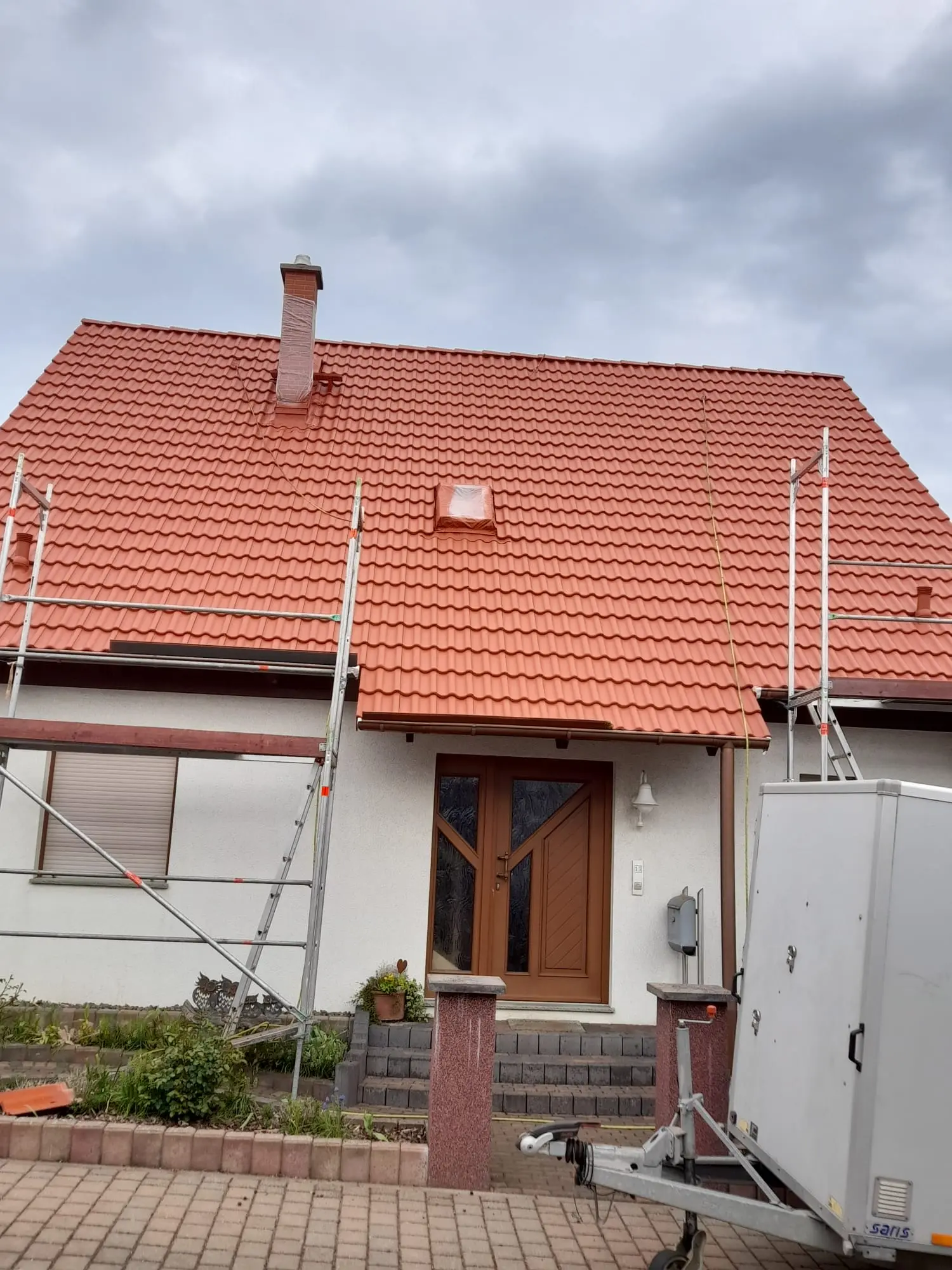 Dach vorher/nachher Reinigung