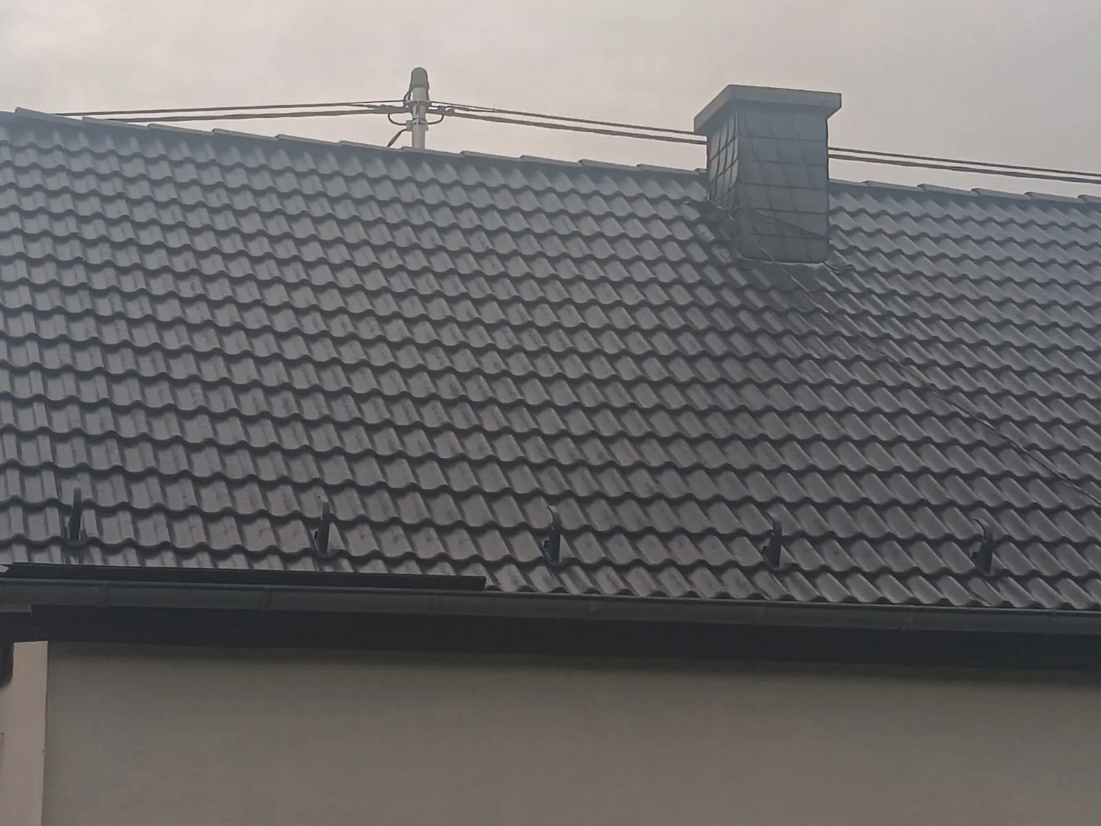 Dach vorher/nachher Reinigung